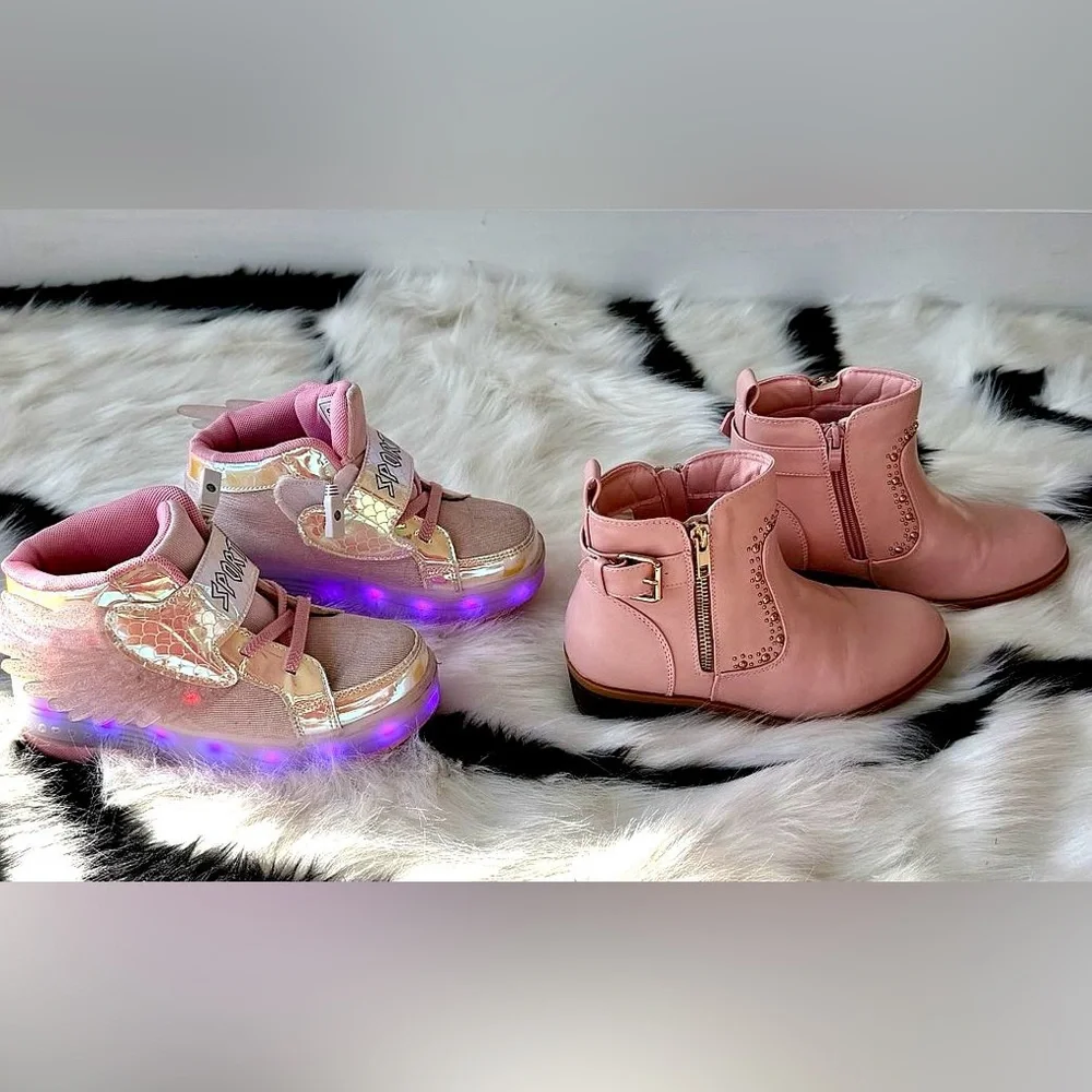 Little Girls Shoe Bundle - Aikuass LED roller sneakers and Dream Pairs booties - Picture 3 of 16